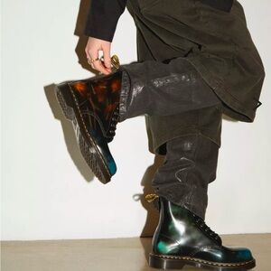 Dr Marten NWOT 1460 Brush Off Leather Multi-Color Smooth Leather Lace Up Boots.